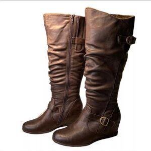 BareTraps women’s faux- suede chocolate brown tall boots, size 8.5, EUC